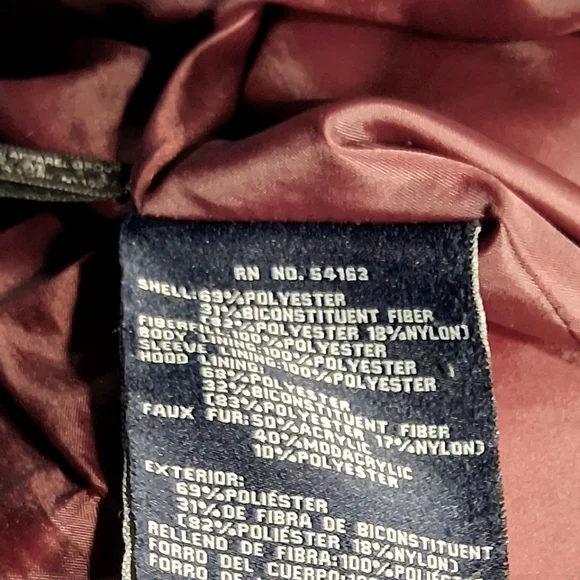 Men's Hilfiger Small Black/Burgundy Lined Full Zip and Button Down Puffer Jacket - Picture 3 of 12